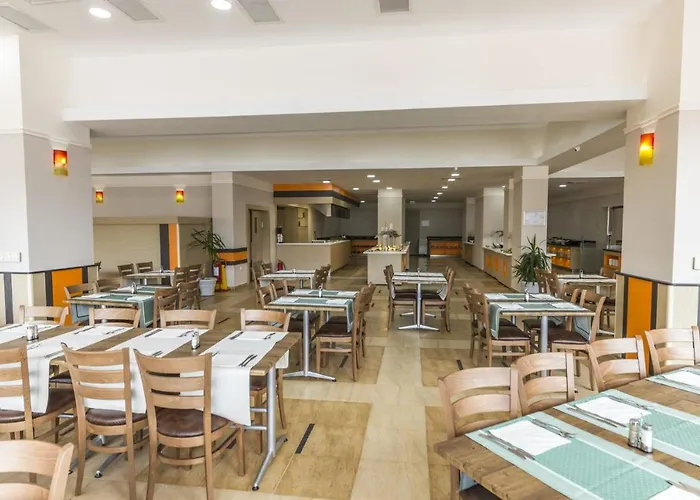 מלון Kuban & Aquapark סאני ביץ'