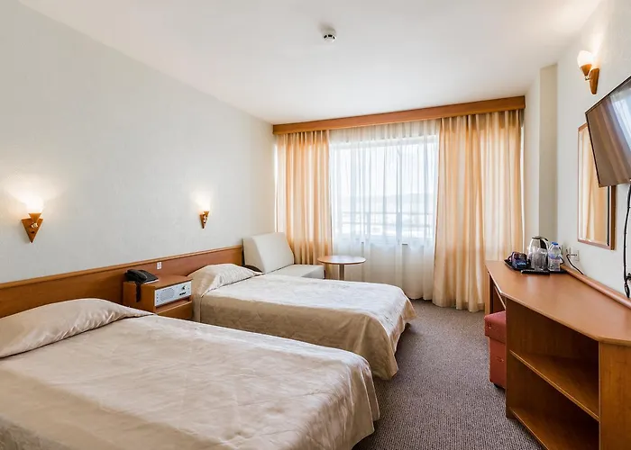 Kuban & Aquapark מלון